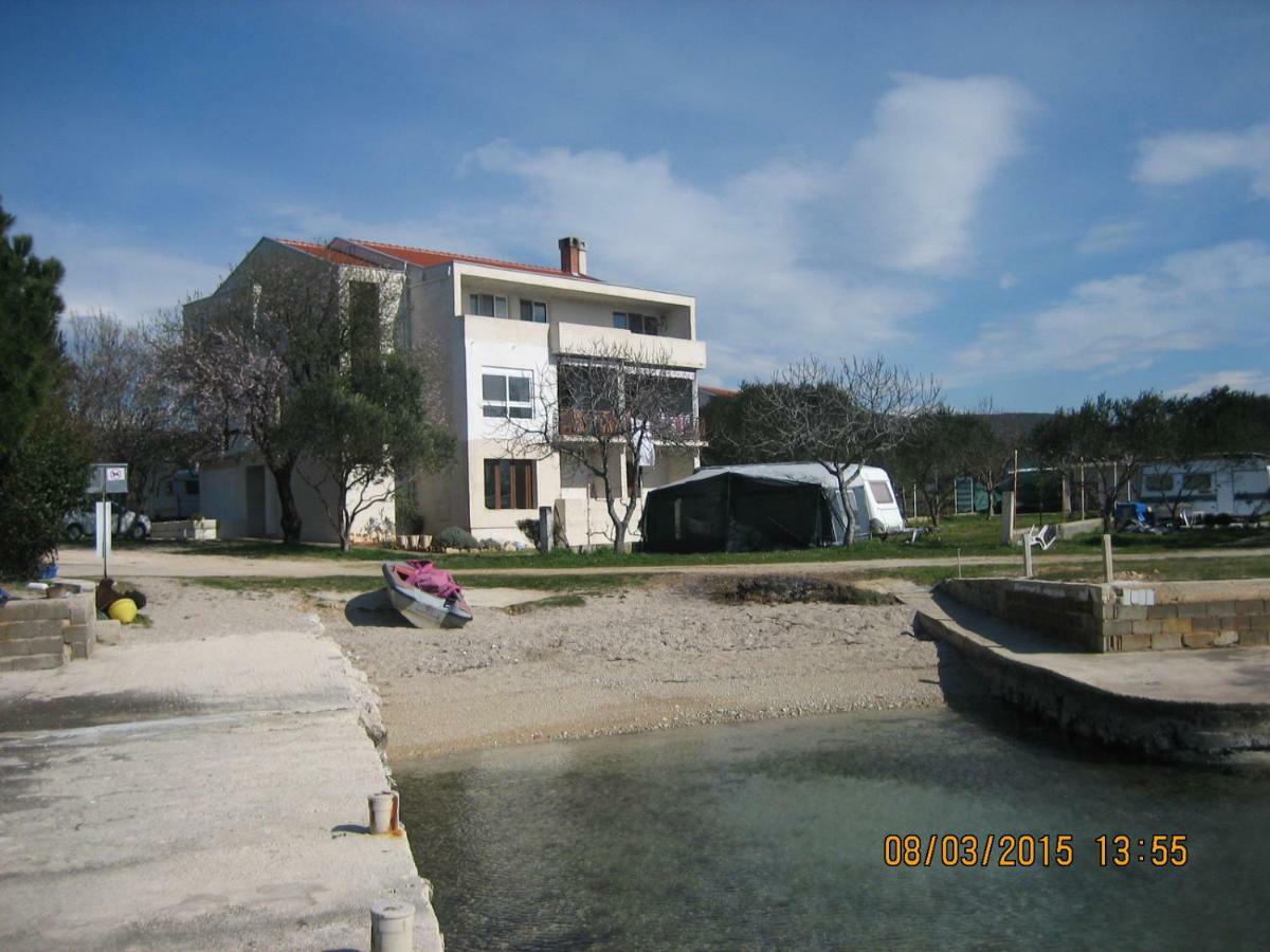 Crancina Apartment Sveti Filip i Jakov Exterior photo